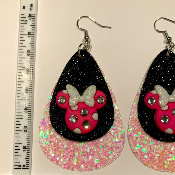 Disney Minnie Mouse handmade earrings - Picture 4 of 6